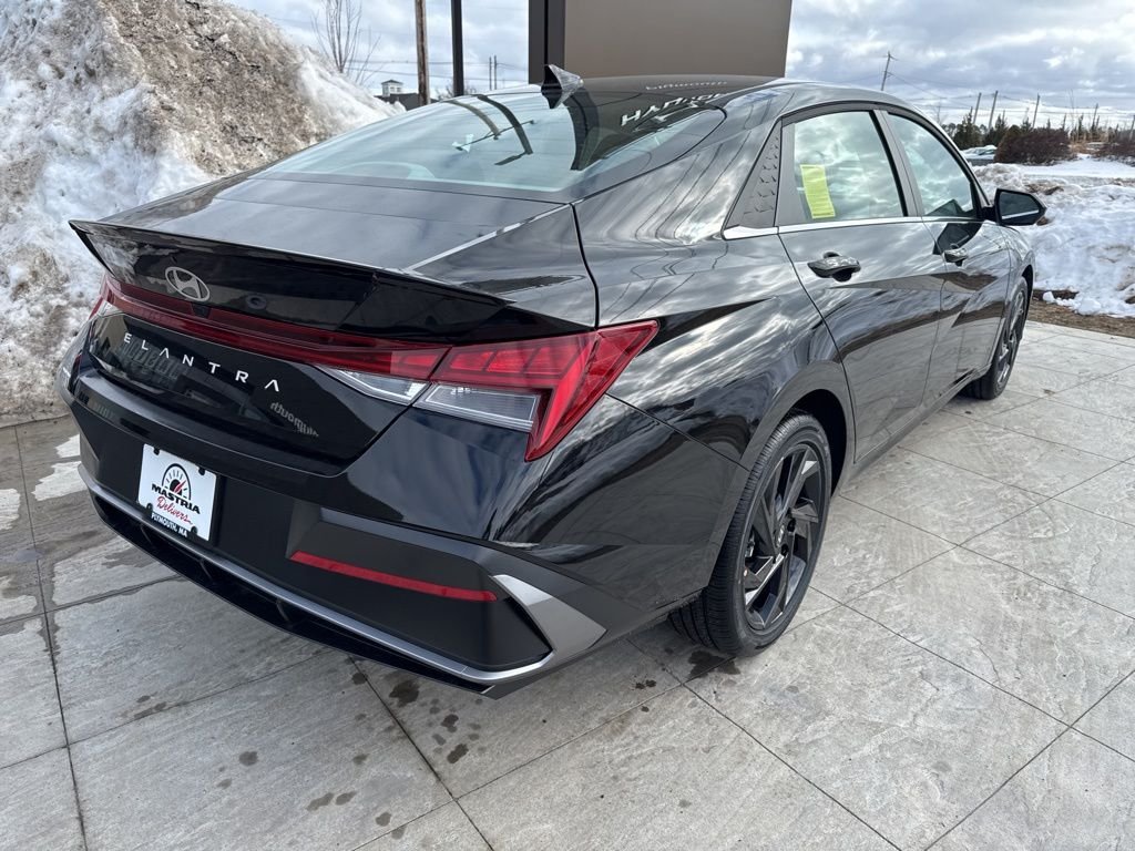 New 2026 Black Hyundai SEL Sport image 7