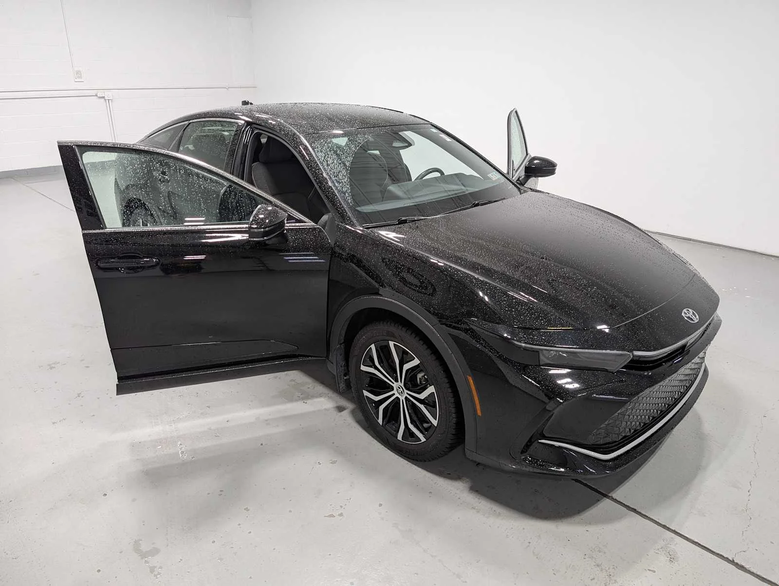 Used 2024 Black Toyota XLE image 16