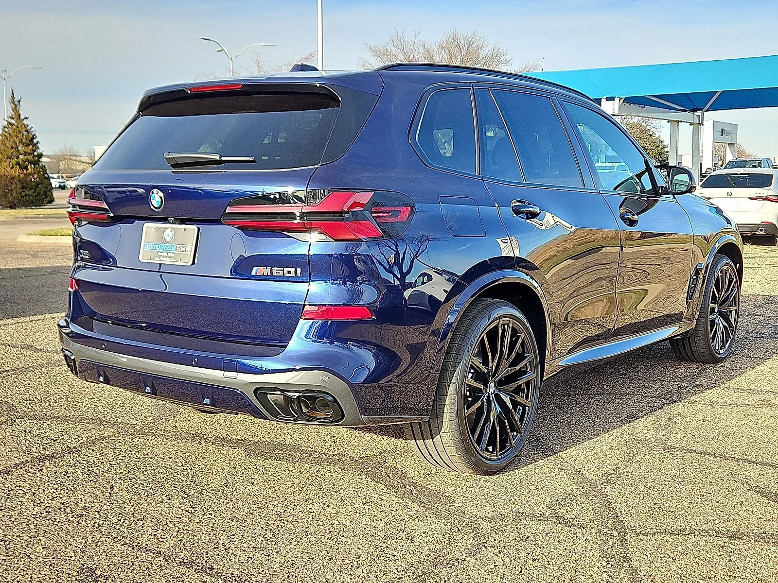 New 2026 Tanzanite Blue BMW M60i All-Wheel Drive Sports Activity Vehicle image 3