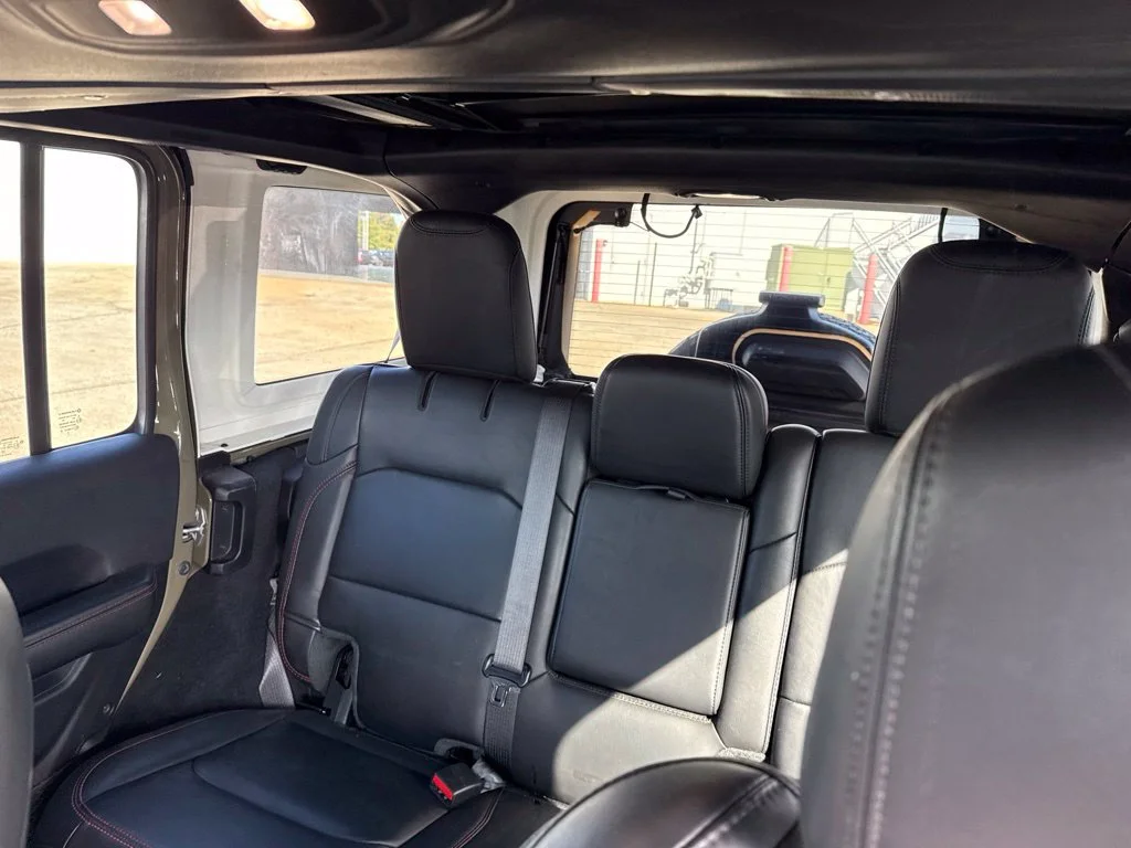 Used 2026 Green Jeep Rubicon image 9