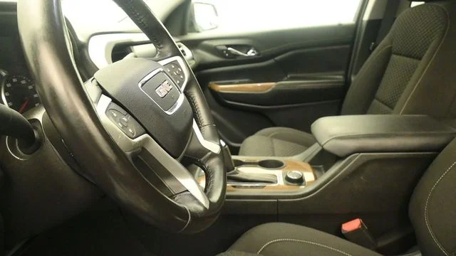 Used 2019 Iridium Metallic GMC SLE-2 image 20