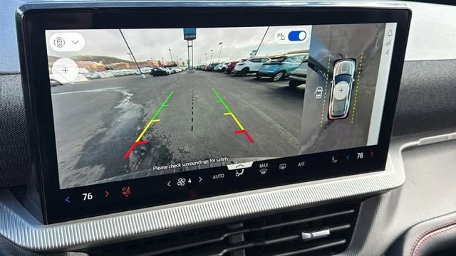 2025 Ford Explorer ST-LINE - Photo 16