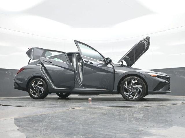 New 2026 Gray Hyundai Limited image 31