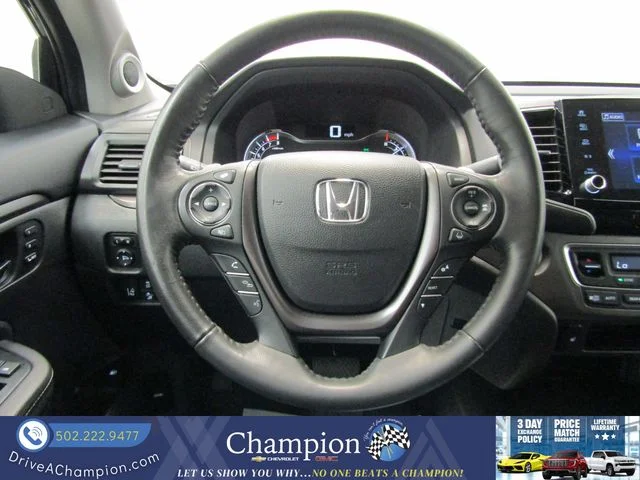 Used 2023 Black Honda RTL image 31