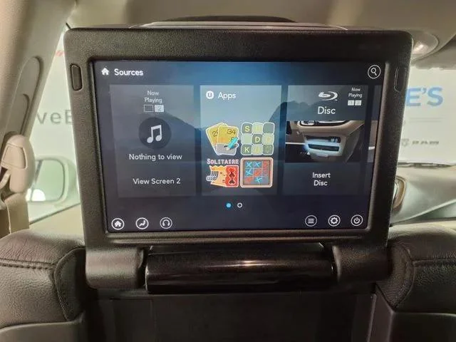 Used 2017 White Chrysler Touring L Plus image 15