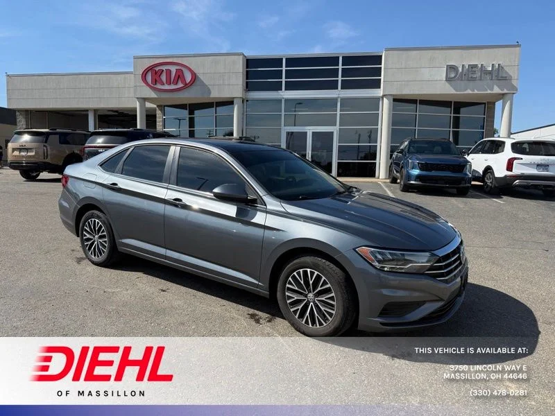 Used 2019  Volkswagen 1.4T SE image 1
