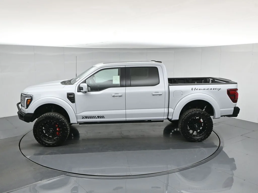 New 2025 White Ford Lariat image 46