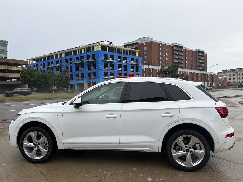 Used 2024 White Audi 45 S line Premium image 8