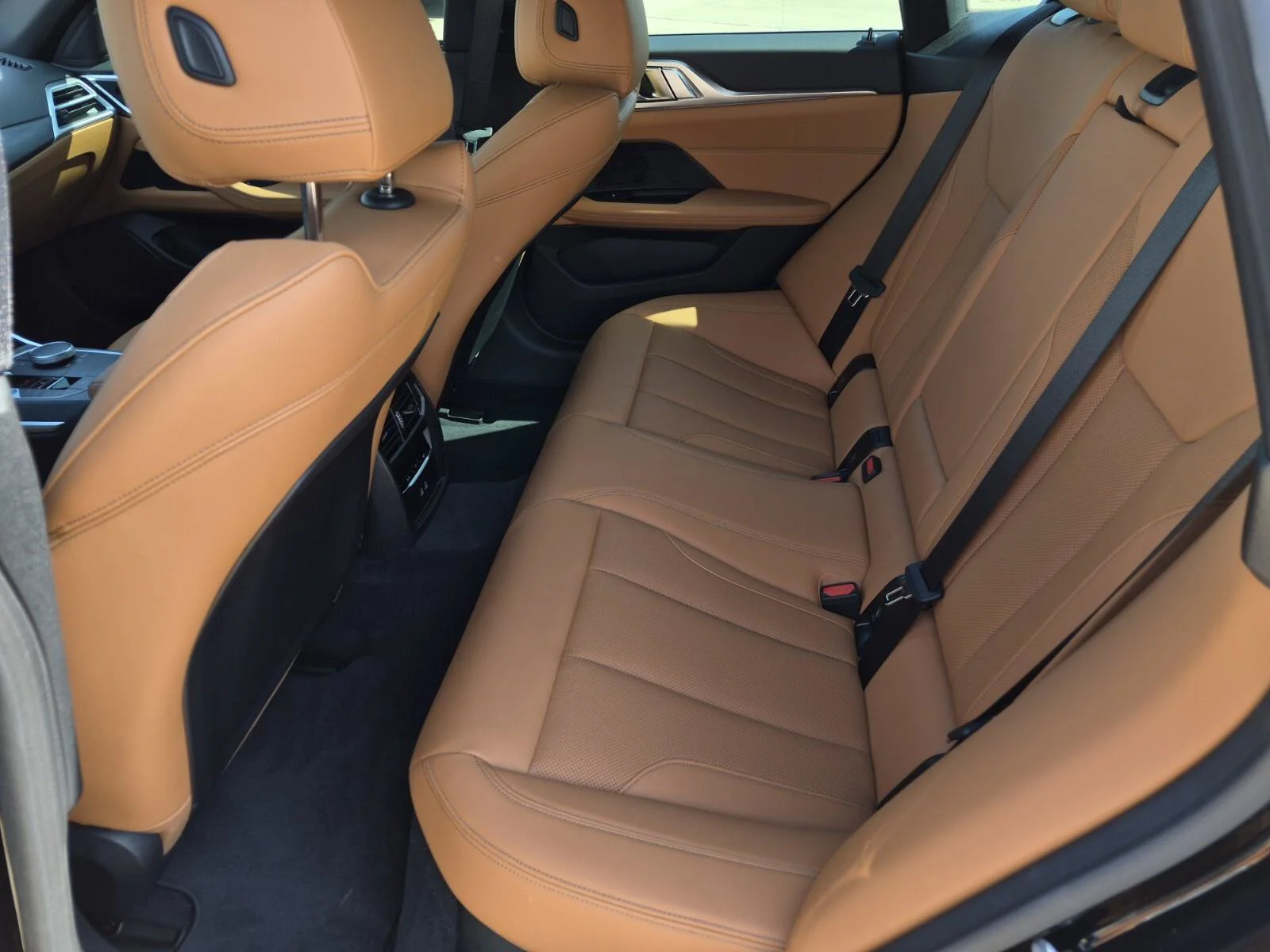 Certified Used 2025 Jet Black BMW xDrive40 image 19