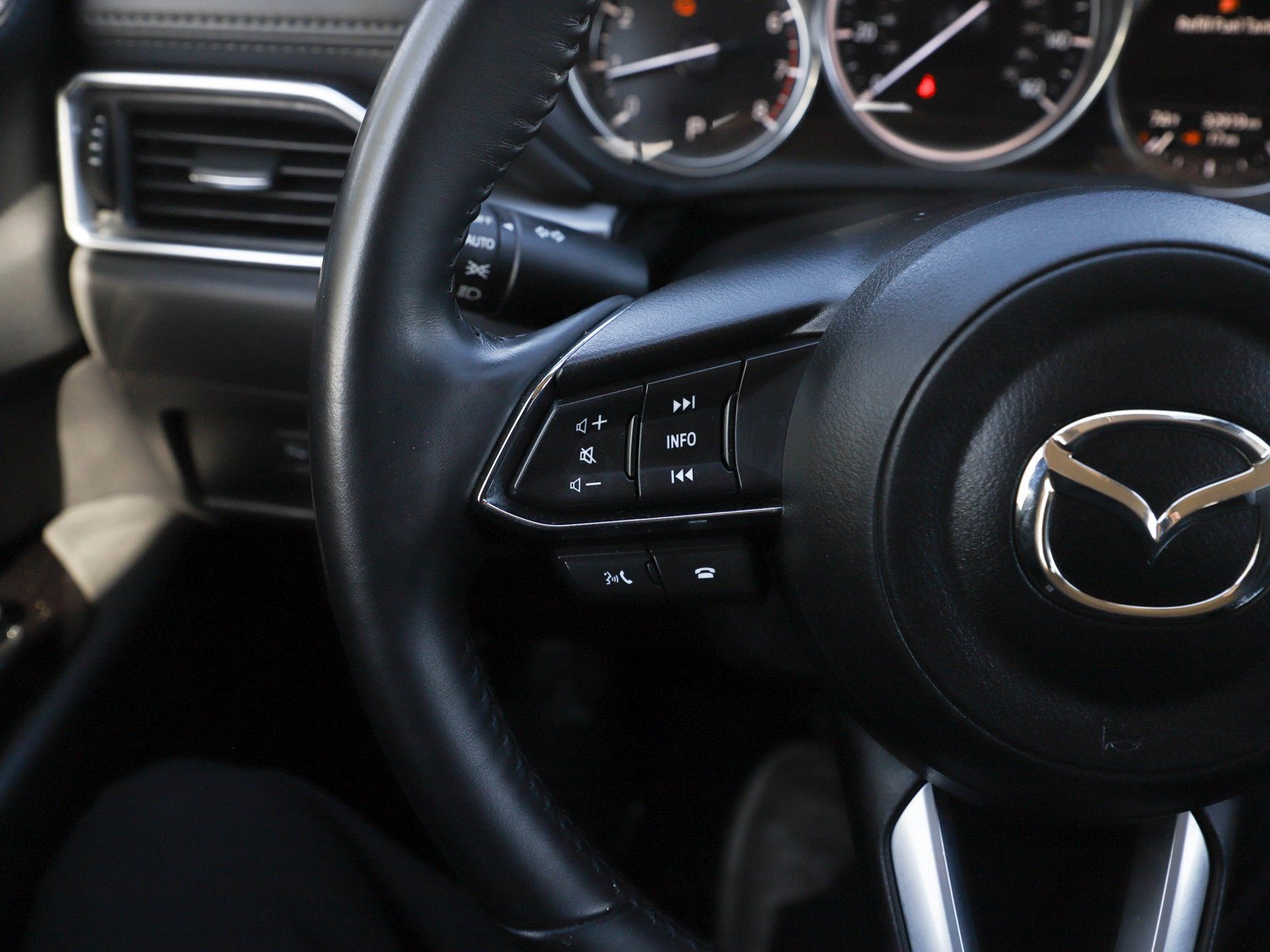 Used 2023 Machine Gray Metallic Mazda 2.5 S Select Package image 24