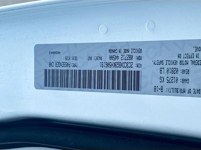 Used 2019 White Dodge SXT image 6