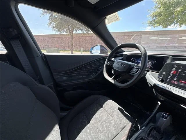 New 2026 Bludicrous  Paint Dodge RT 4-DOOR AWD image 15