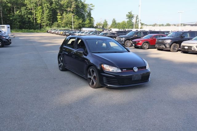 Used 2016 Black Volkswagen S image 9