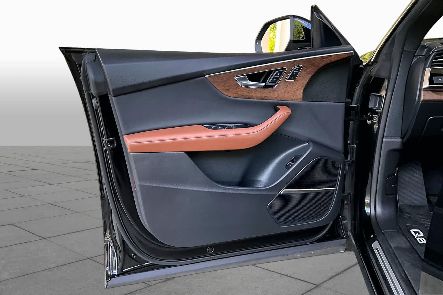 Used 2024 Mythos Black Metallic Audi Premium Plus image 22