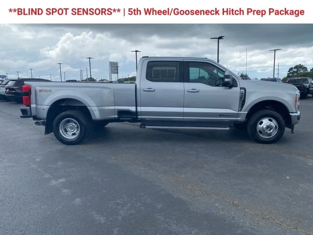 Used 2023 Silver Ford Lariat image 10