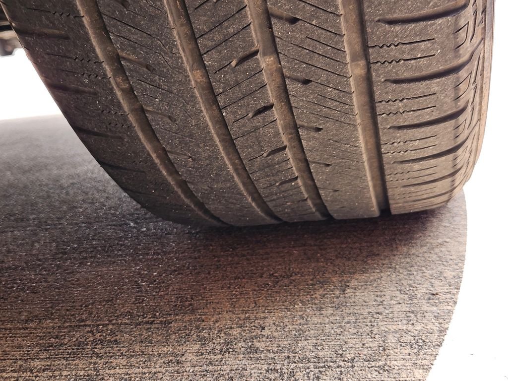 Used 2018 Machine Gray Metallic Mazda Grand Touring image 9