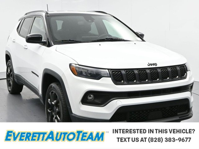 2023 Jeep Compass Altitude