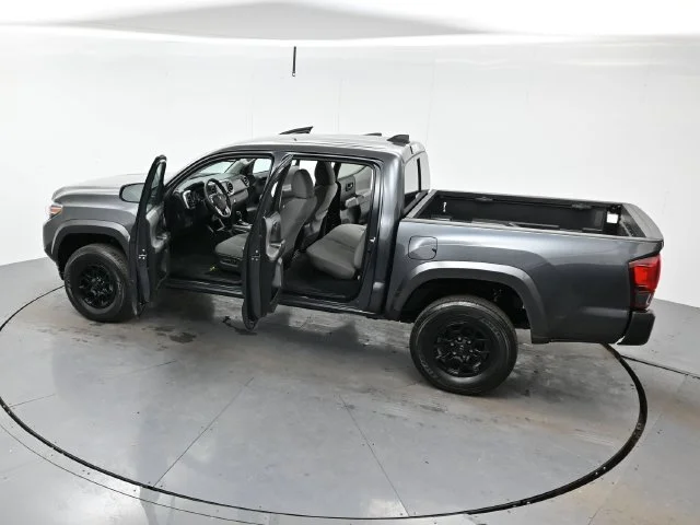 Used 2022 Magnetic Gray Met Toyota SR5 image 38
