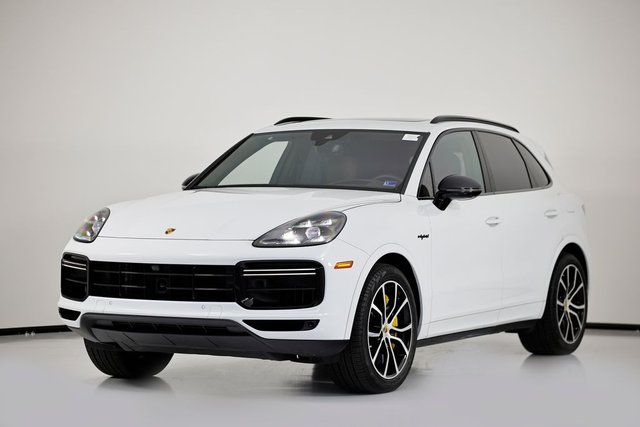 2023 Porsche Cayenne E-Hybrid Turbo S
