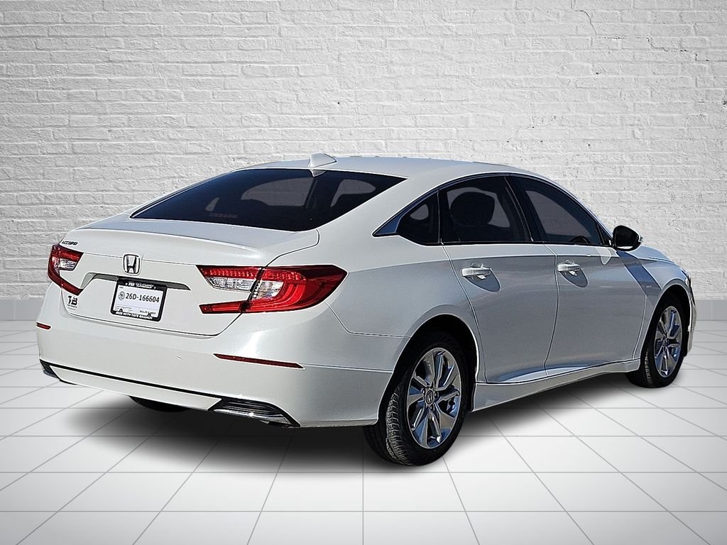 Used 2019  Honda LX image 4