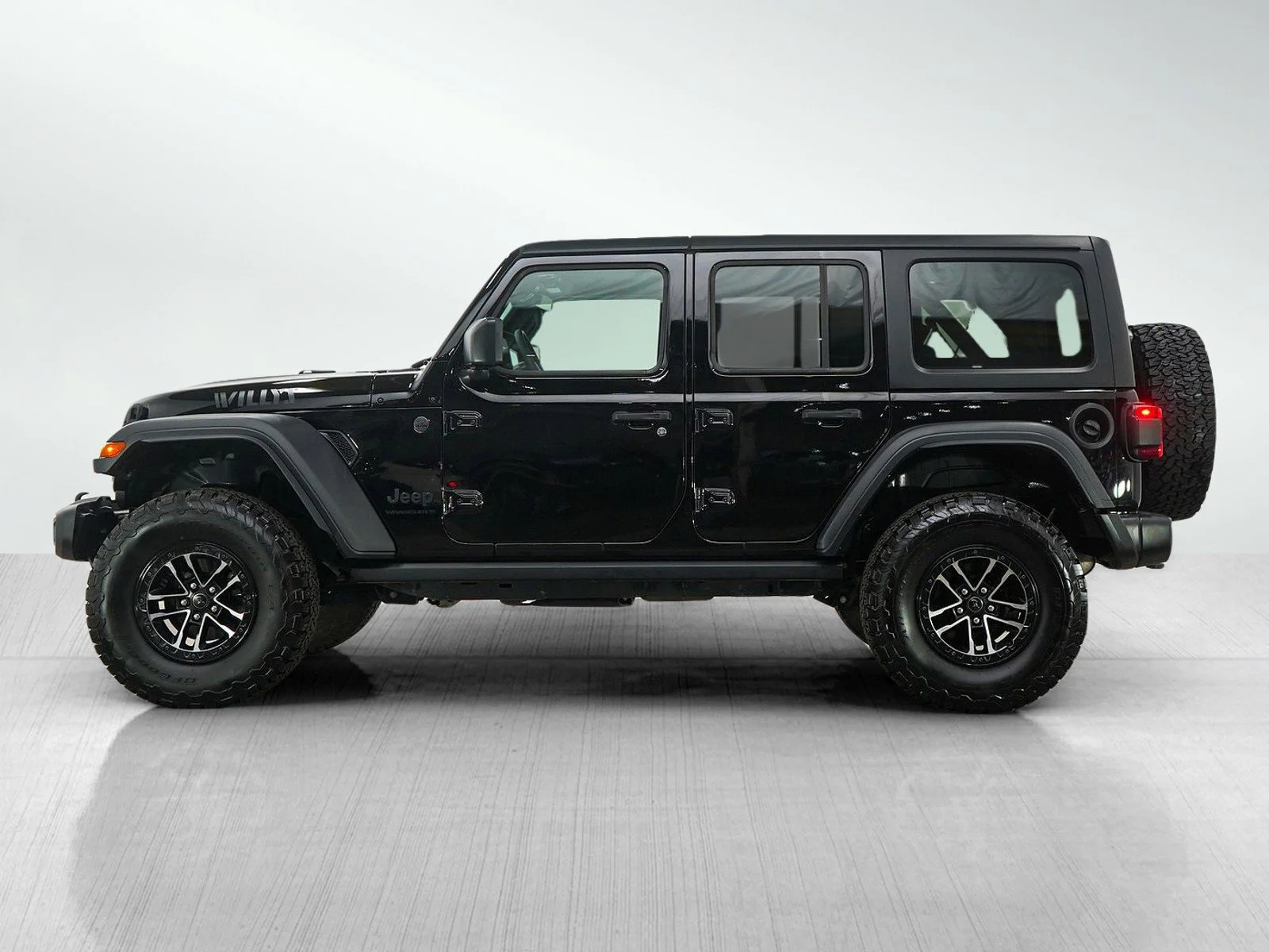 Used 2024 Jeep Wrangler 4-Door Willys with VIN 1C4RJXDN7RW164567 for sale in Hopkins, Minnesota