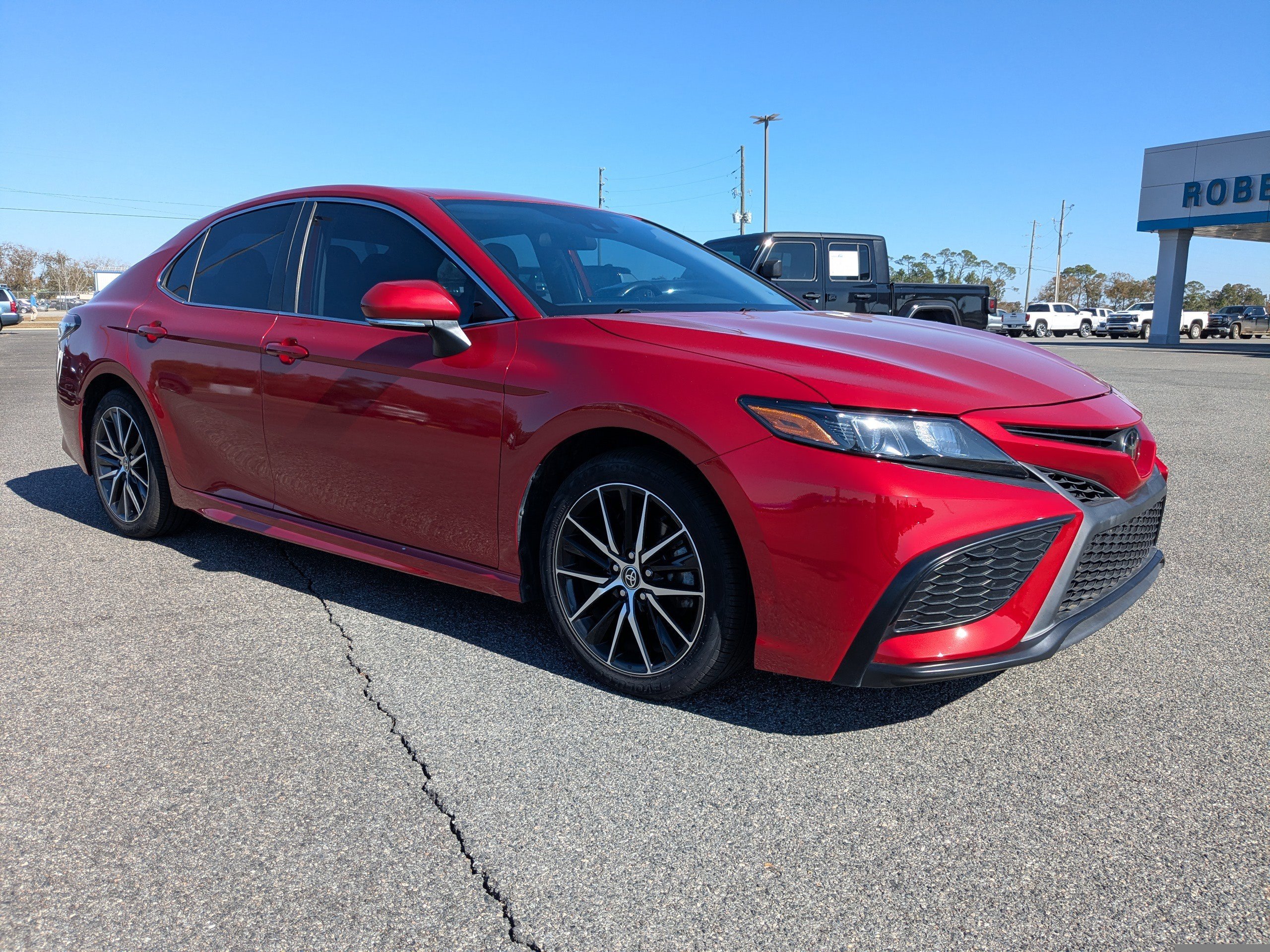 2022 Toyota Camry SE