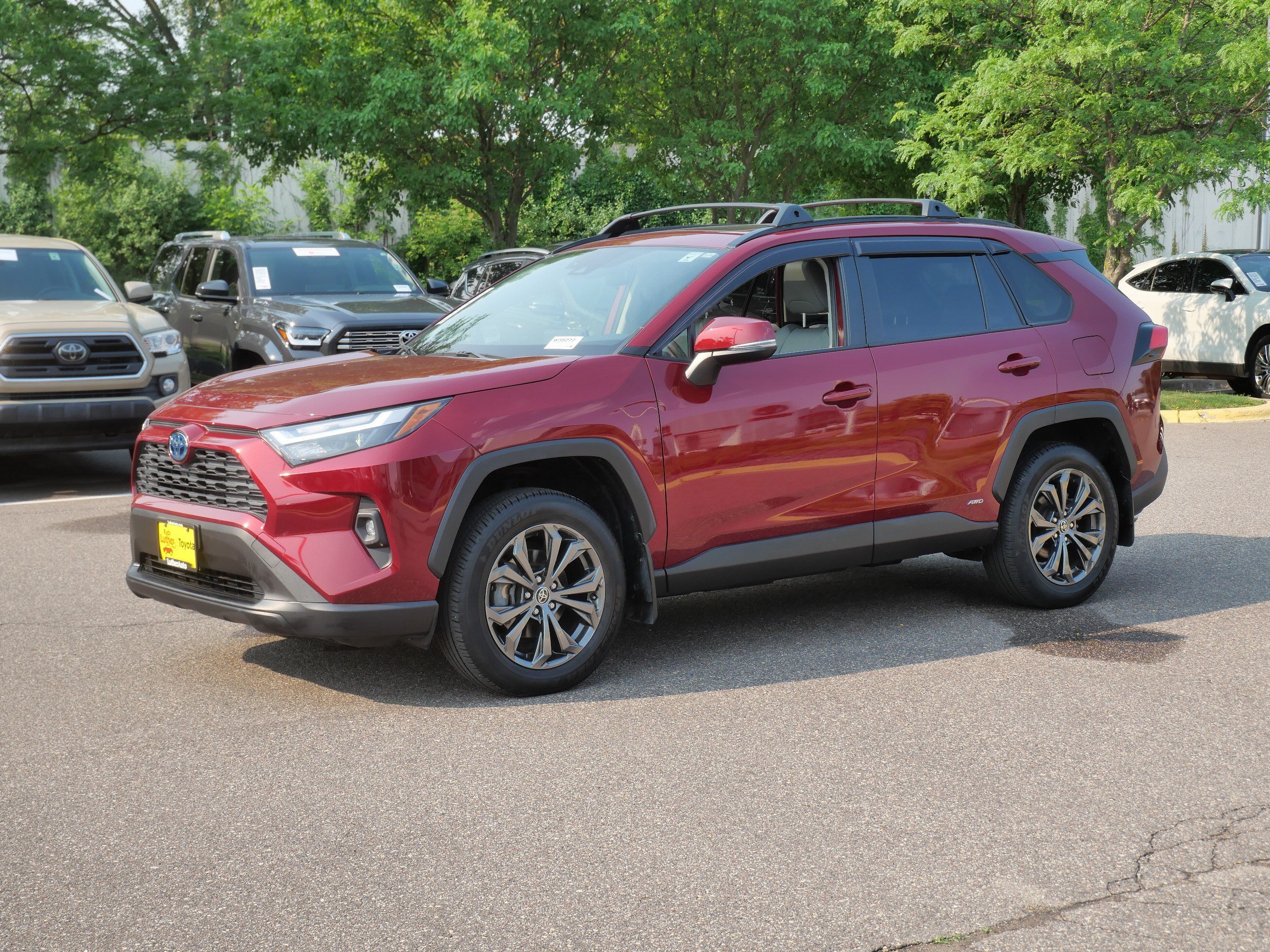 Certified Used 2022 Ruby Flare Pearl Toyota Hybrid XLE Premium image 3