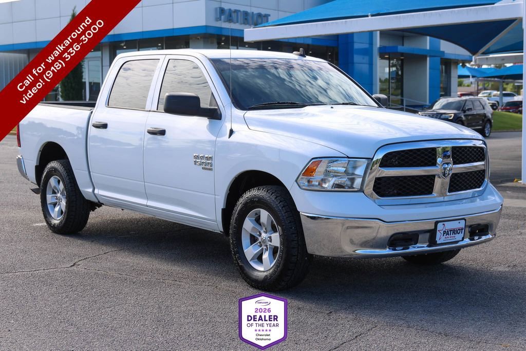 2022 RAM 1500 Classic SLT 4x4 Crew Cab 5'7's photo