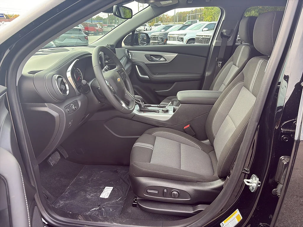 2026 Chevrolet Blazer 2LT - Photo 9