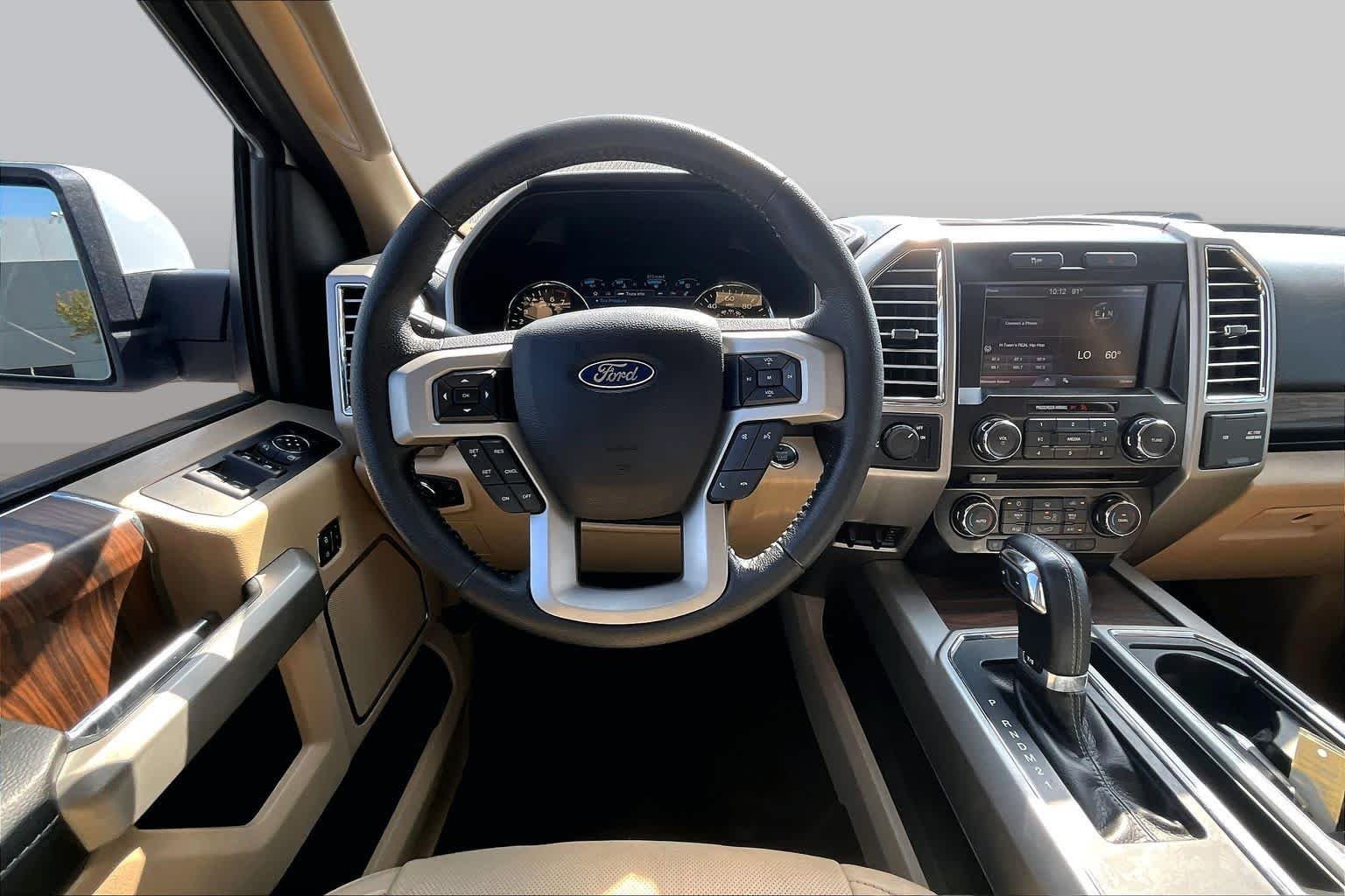 Used 2015 Oxford White Ford Lariat image 5
