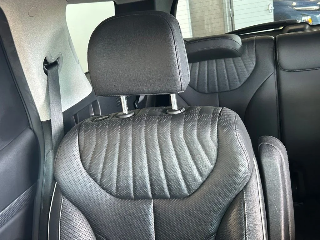 Used 2024 Sierra Burgundy Hyundai Limited image 12