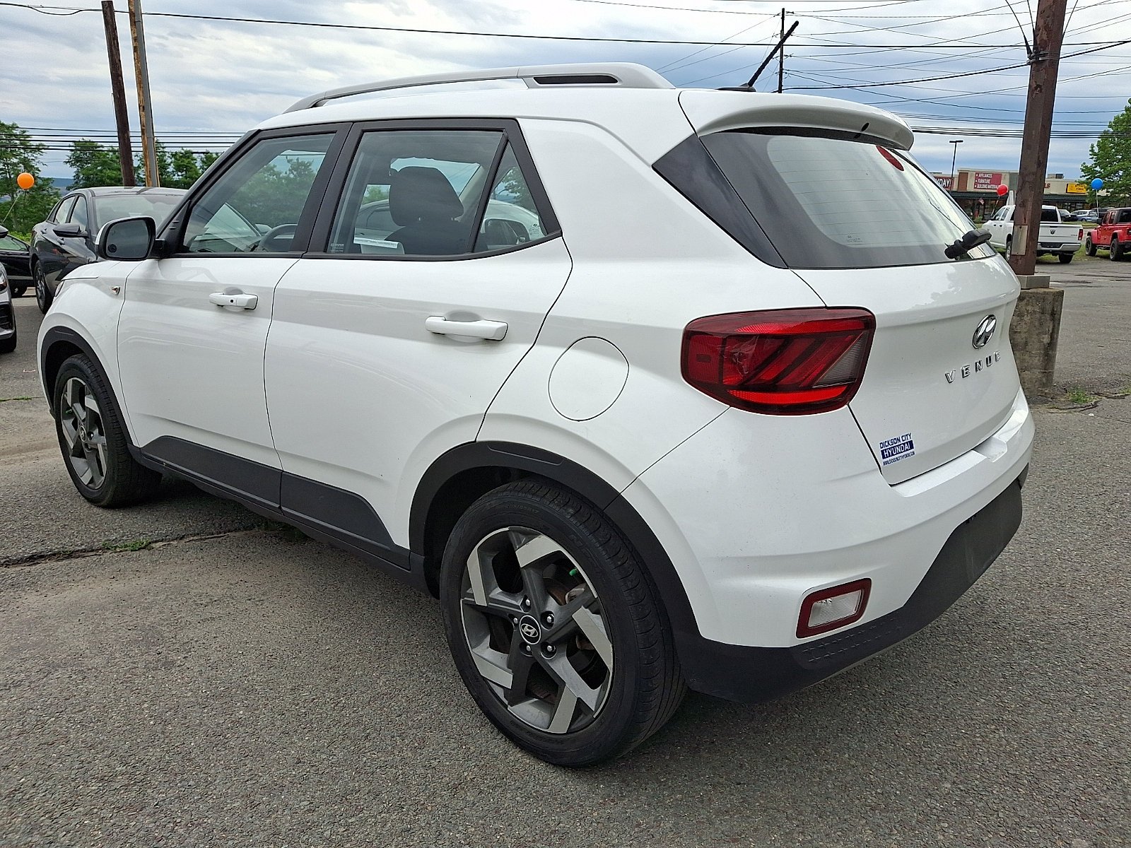 2024 Hyundai Venue SEL - Photo 4