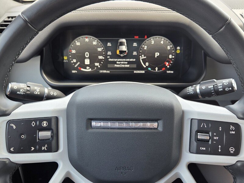 Used 2025 Fuji White LAND ROVER 110 P300 S image 23