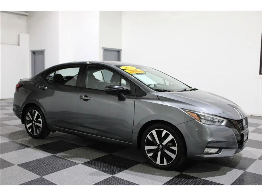 2021 Nissan Versa 1.6 SR CVT's photo