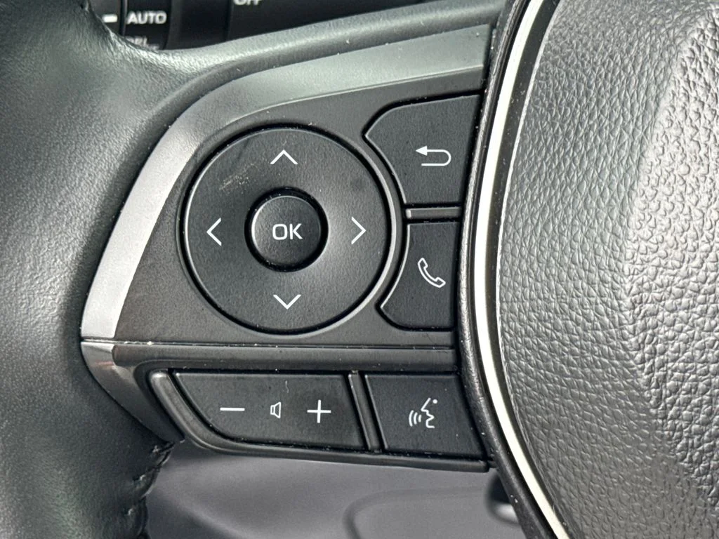Used 2025 Jet Black Toyota XLE image 35