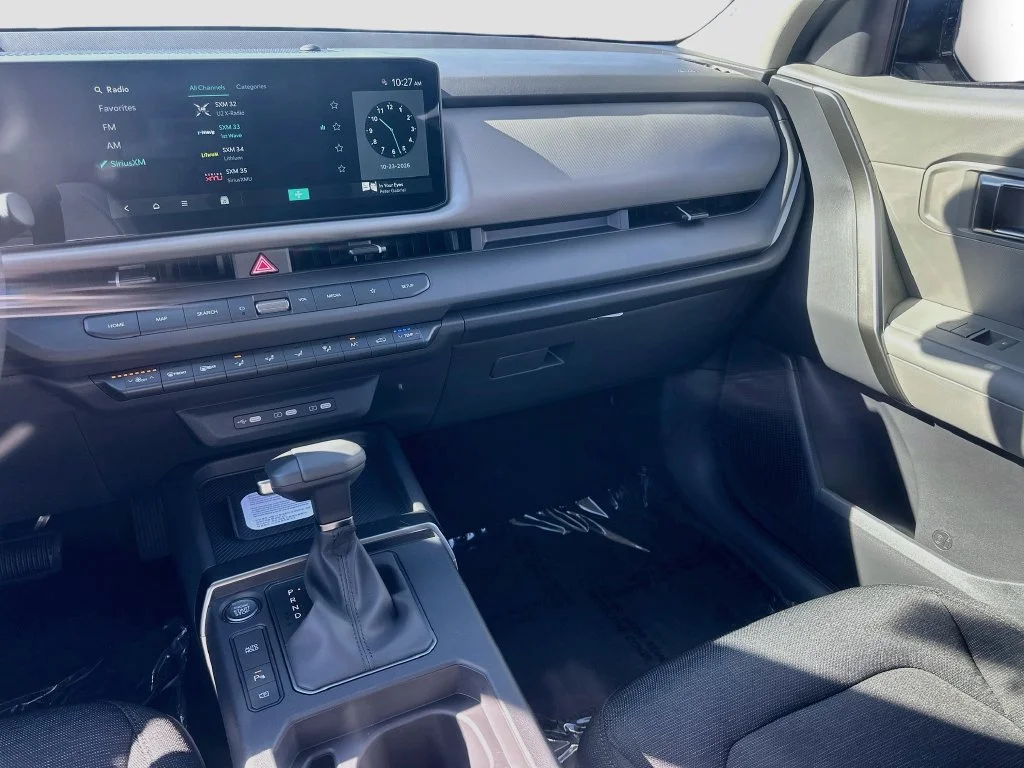 New 2027 Iceberg Green Kia S image 21