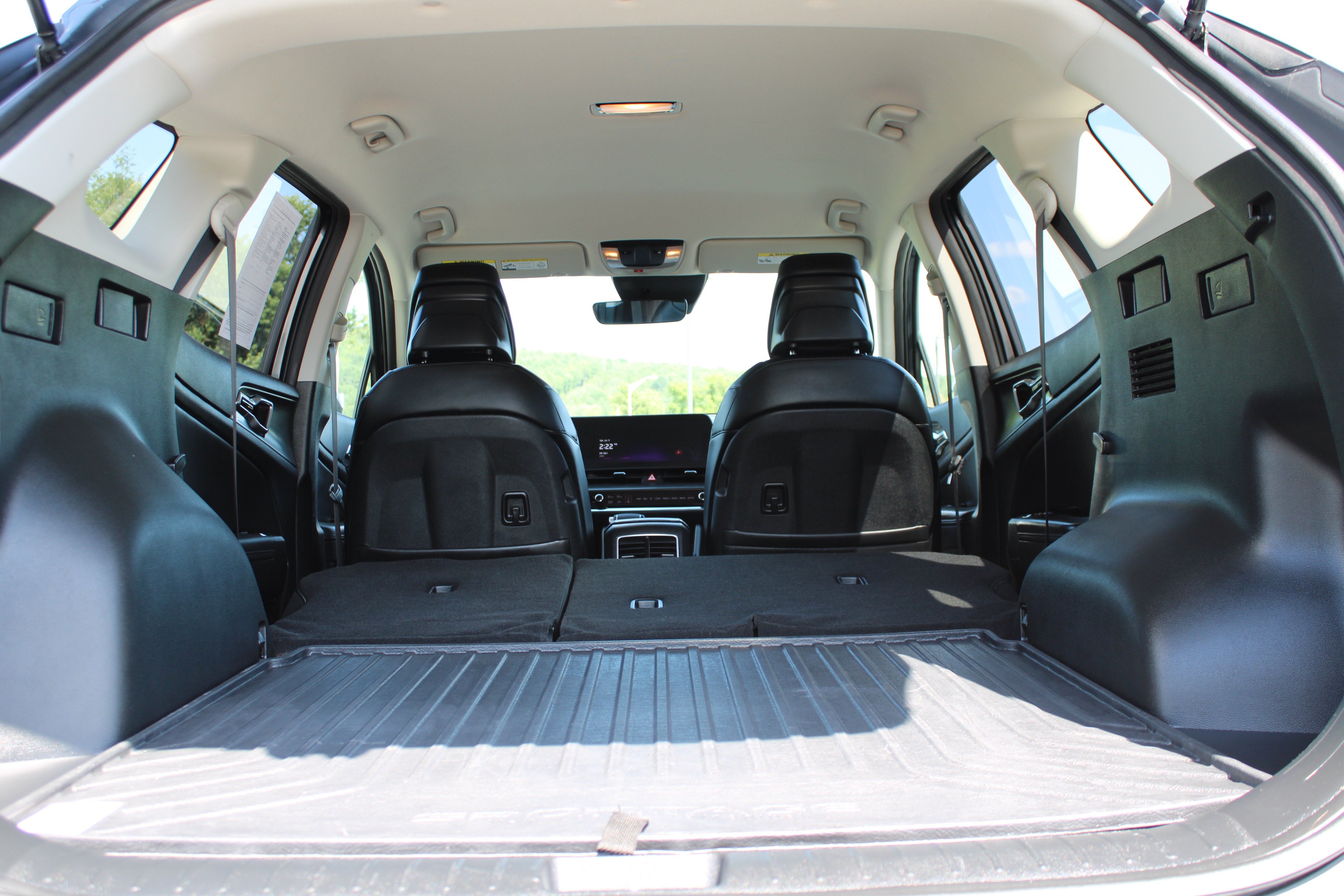 Used 2024 Gravity Gray Kia EX image 10