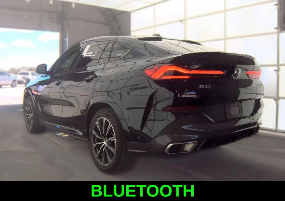 Used 2025 Black BMW xDrive40i image 4