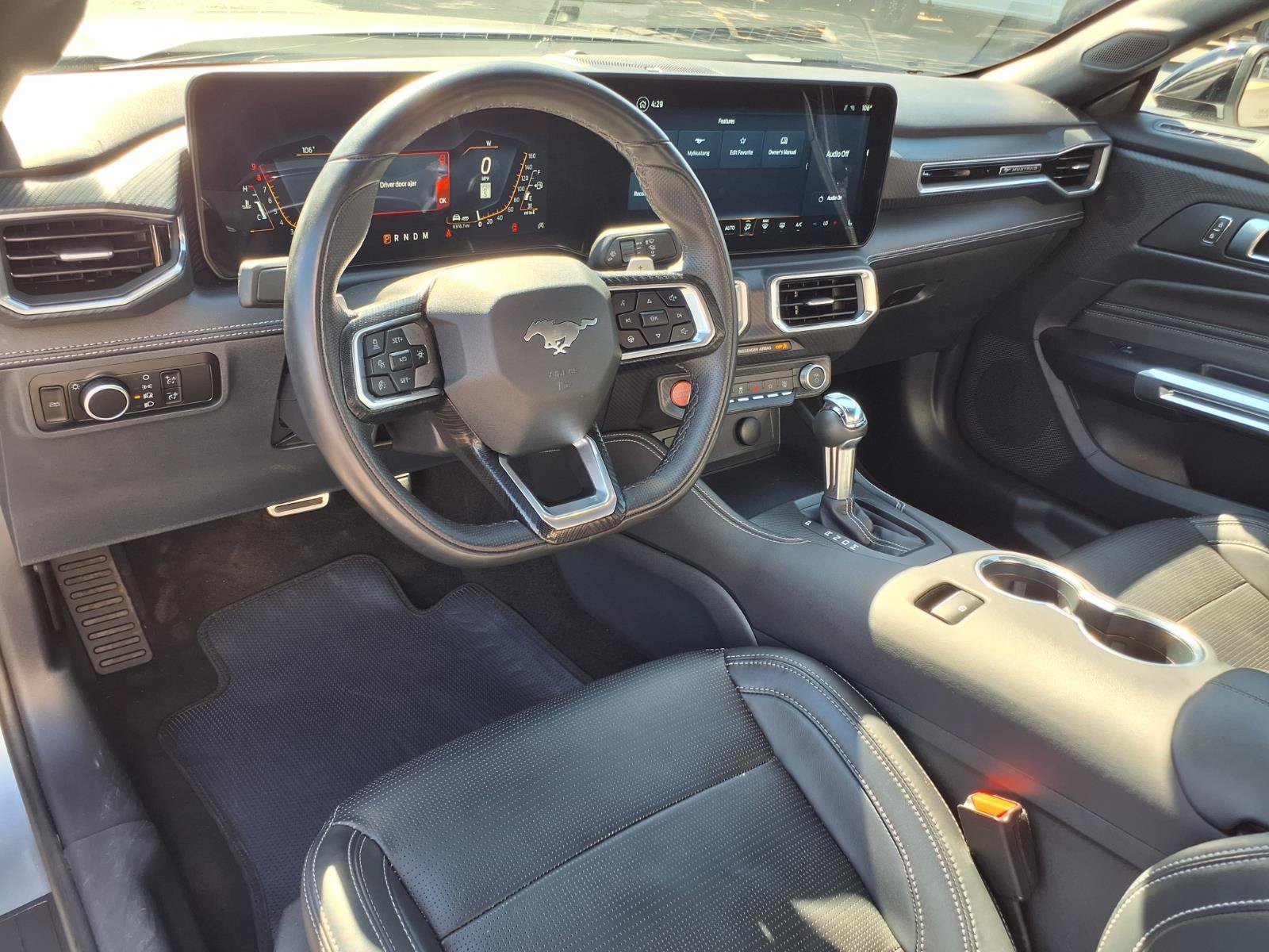 Used 2025 Iconic Silver Met Ford GT Premium image 11