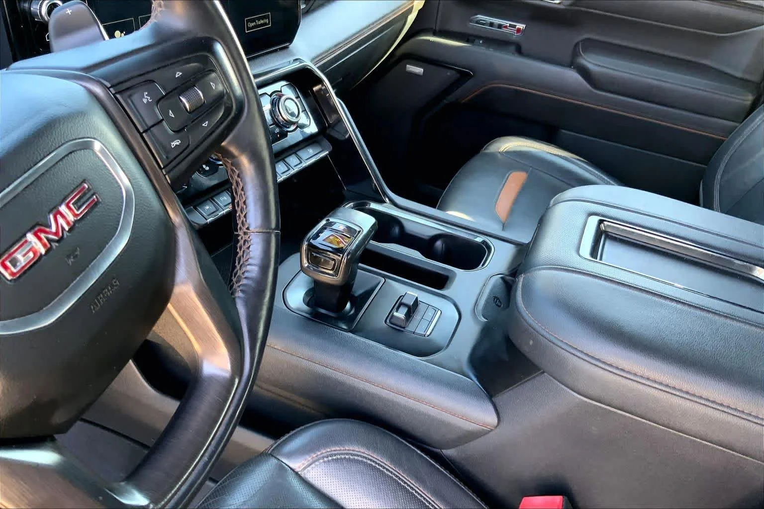 Used 2022 Dynamic Blue Metallic GMC AT4 image 15