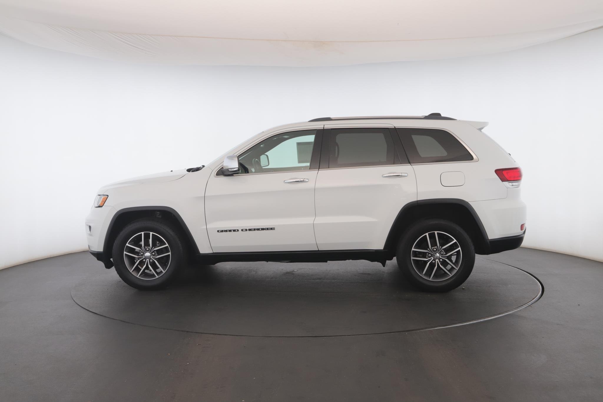 Used 2020 White Jeep Limited 4x4 image 21