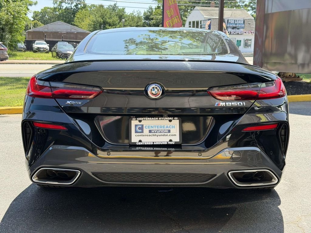 2023 BMW 8 Series M850i - Photo 32