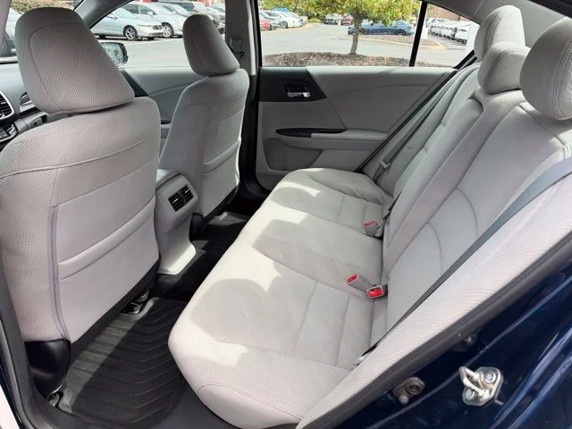 Used 2016 Obsidian Blue Pearl Honda EX image 10