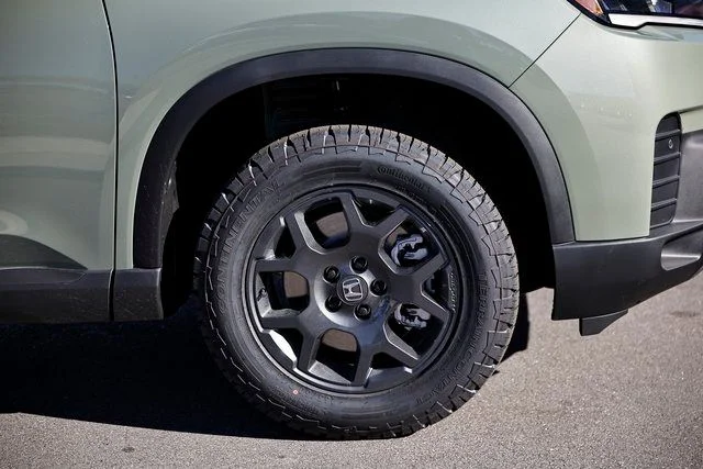 New 2026 Ash Green Metallic Honda TrailSport image 17