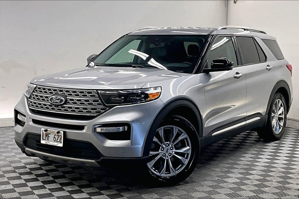 2022 Ford Explorer Limited RWD's photo