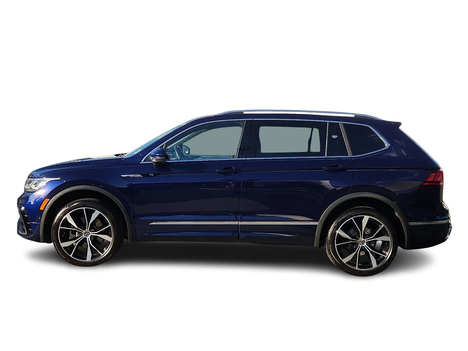 Certified Used 2024 Atlantic Blue Metallic   H7h7 Volkswagen SEL R-Line image 7