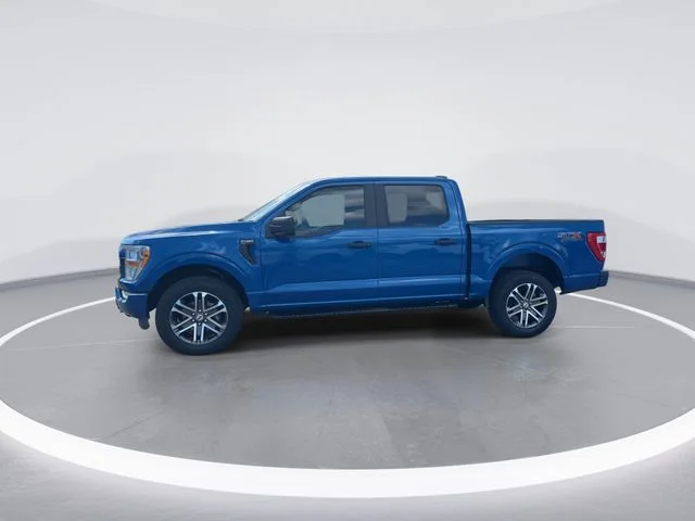Used 2022 Blue Ford XL image 4