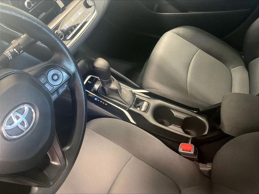 Used 2022 Gray Toyota LE image 20