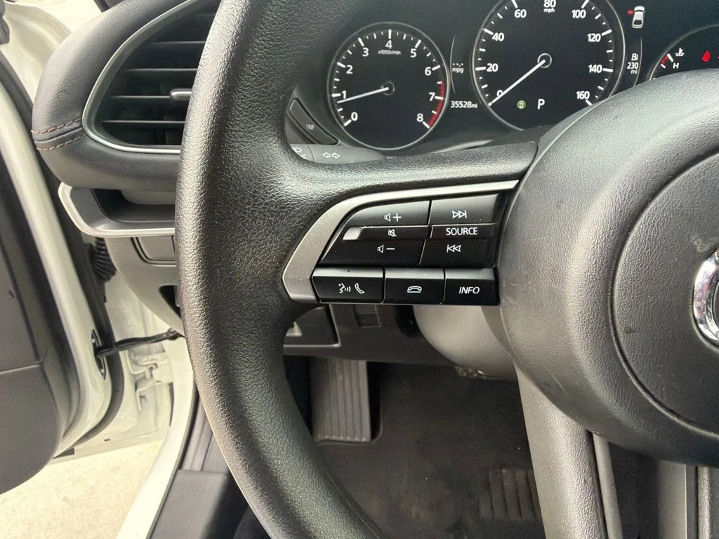 Used 2025 Snowflake White Pearl Mazda 2.5 S image 22