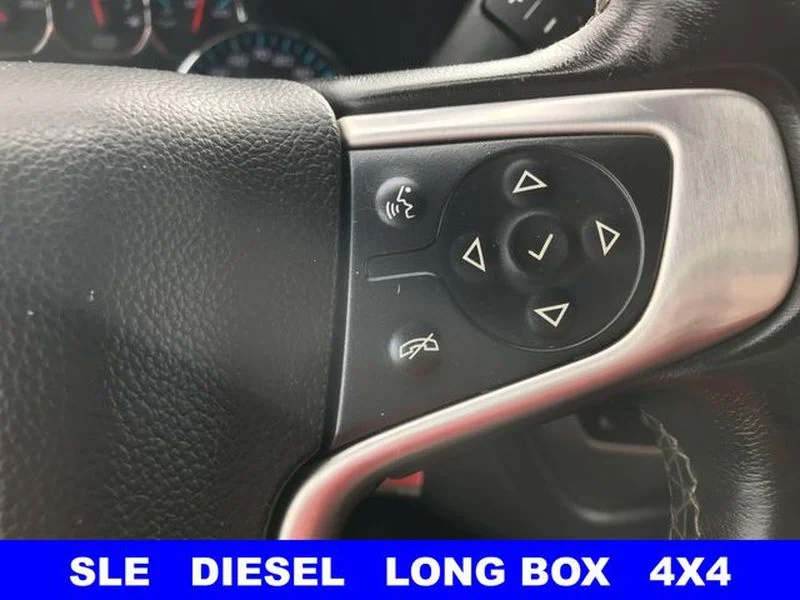 Used 2017 Quicksilver Metallic GMC SLE image 12